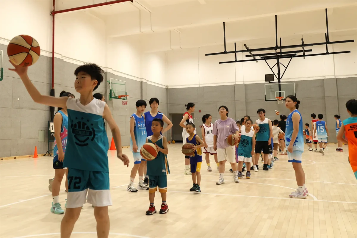 制定篮球交流计划以促进个人技能发展的方法_1